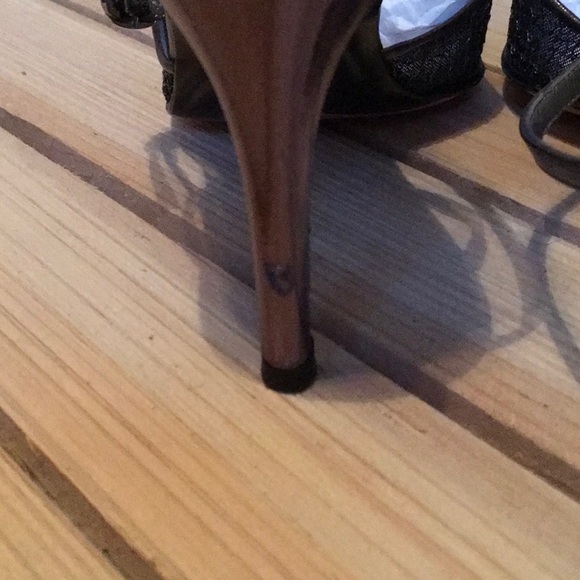 Yves Saint Laurent Luxor Metallic Mesh Heels. Size 6.5 - Picture 6 of 10